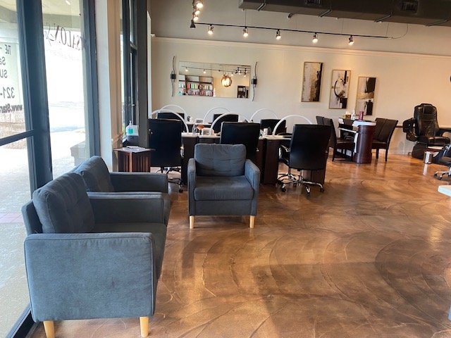 Star Salon Spa nail and waiting area